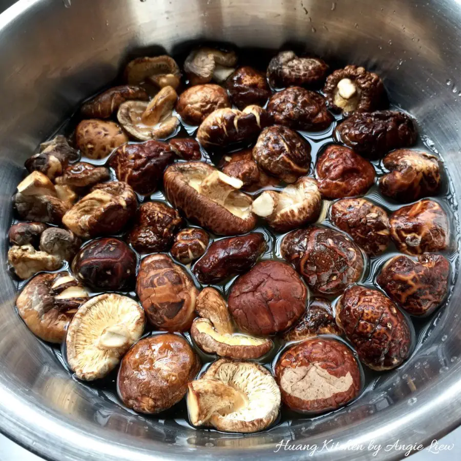 Teochew Treasure Mushrooms