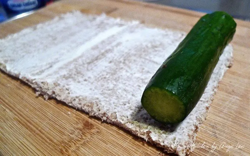 Cucumber Sandwich Rolls