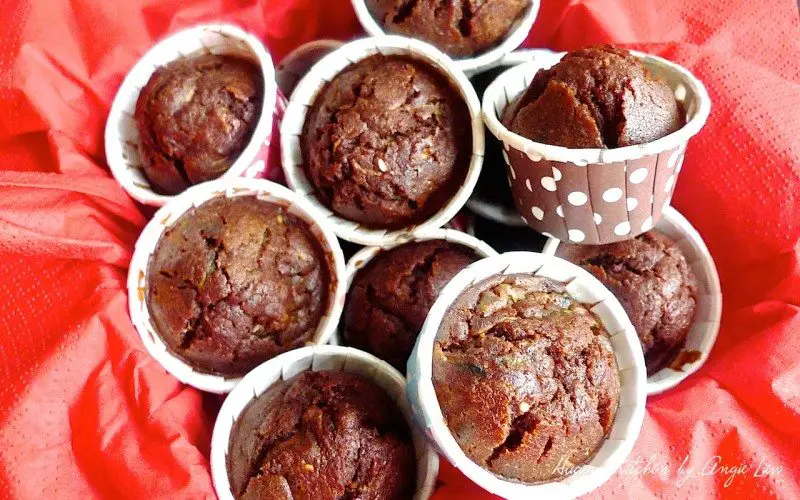Zucchini-Chocolate Muffins