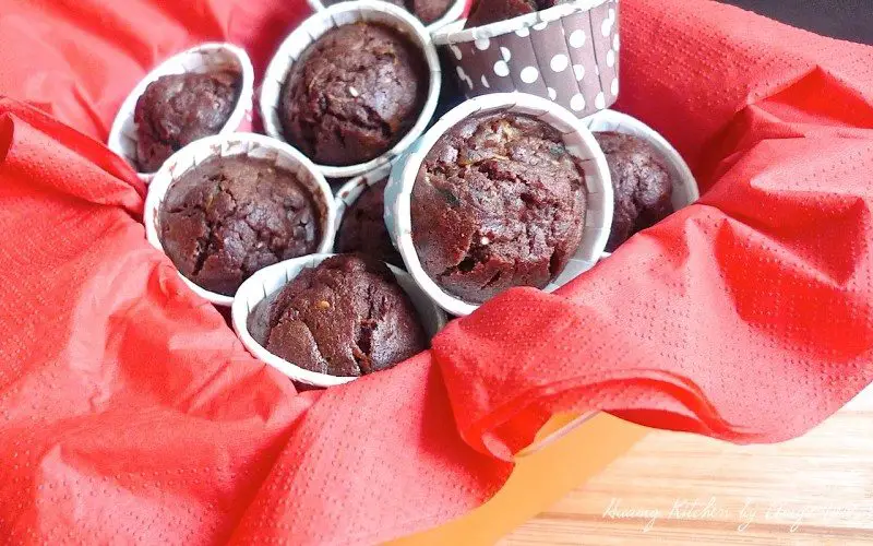 Zucchini - Chocolate Muffins