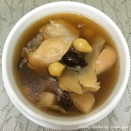 Chinese Yam With Gingko Soup