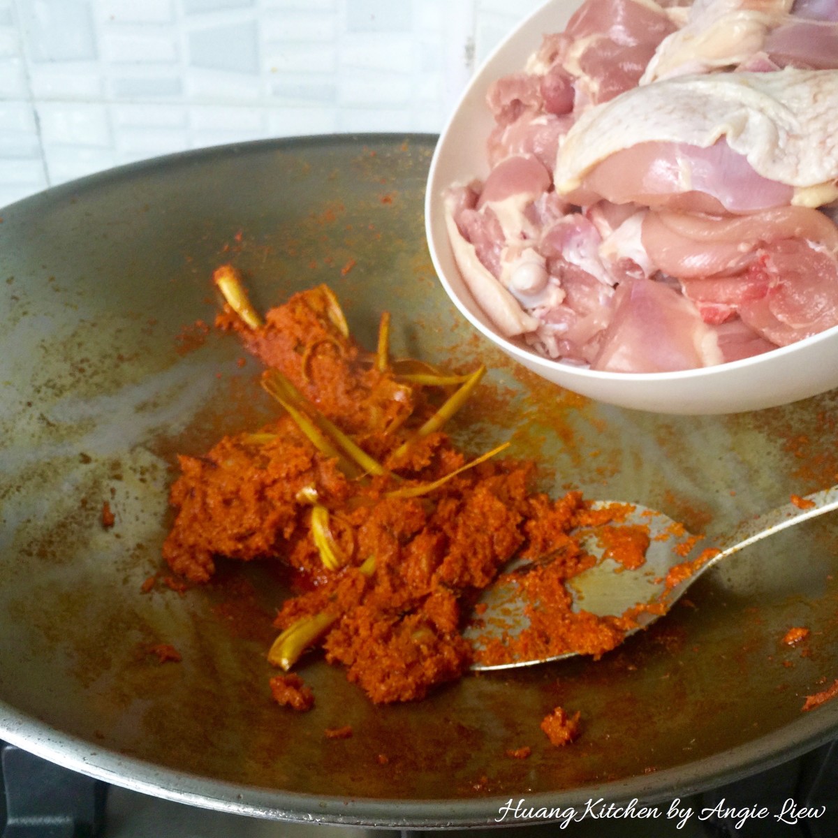Traditional Malaysian Chicken Rendang recipe - add chicken