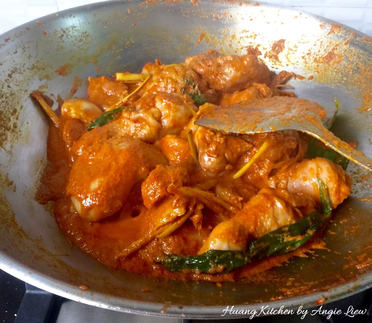 Traditional Malaysian Chicken Rendang recipe - simmer