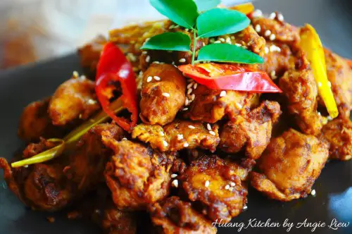 Vegetarian Kam Heong Chicken 素甘香鸡丁 - Made With Homemade Kam Heong Sauce