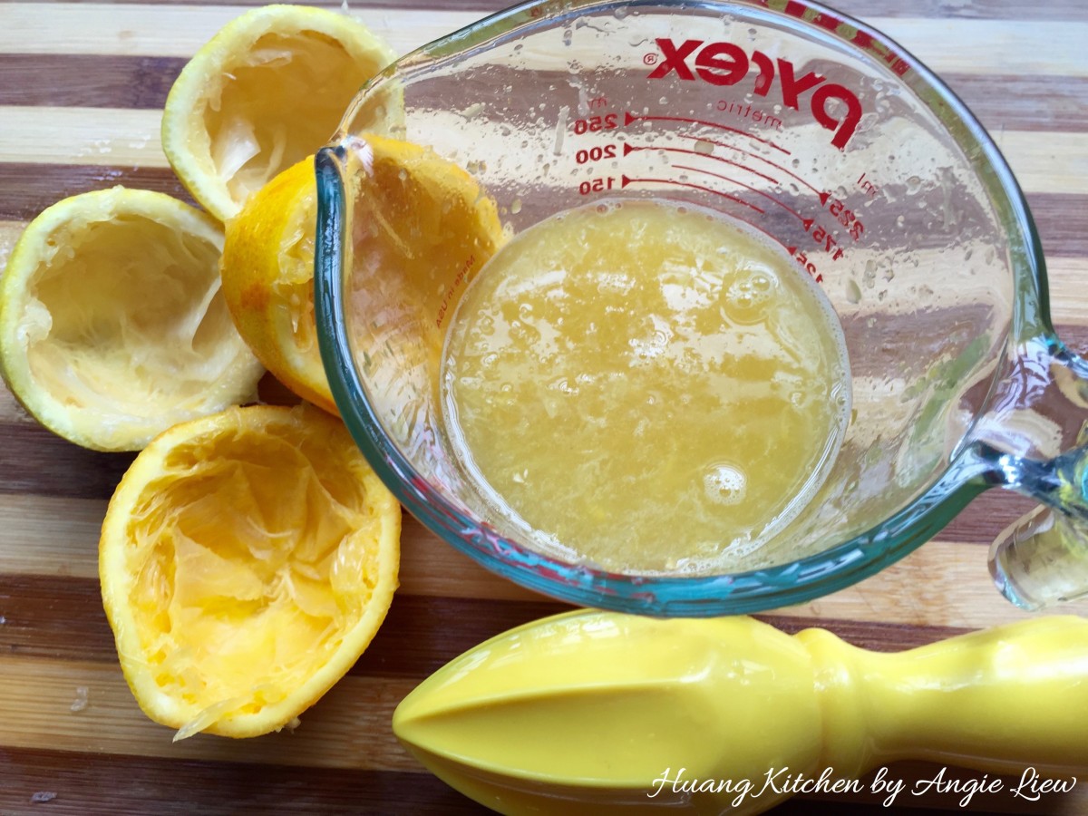 Christmas Fruit Mince Recipe - squeeze orange lemon