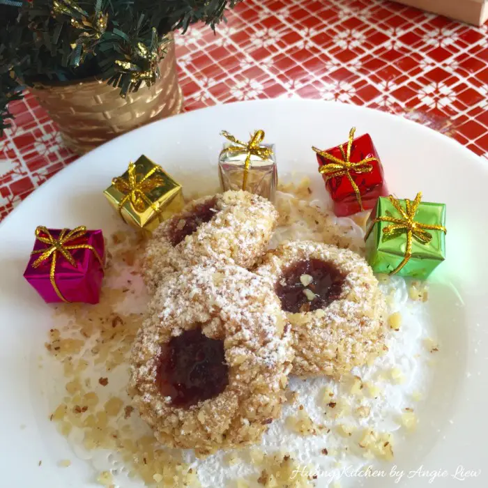 Christmas Thumbprint Cookies Recipe - dust with icing sugar