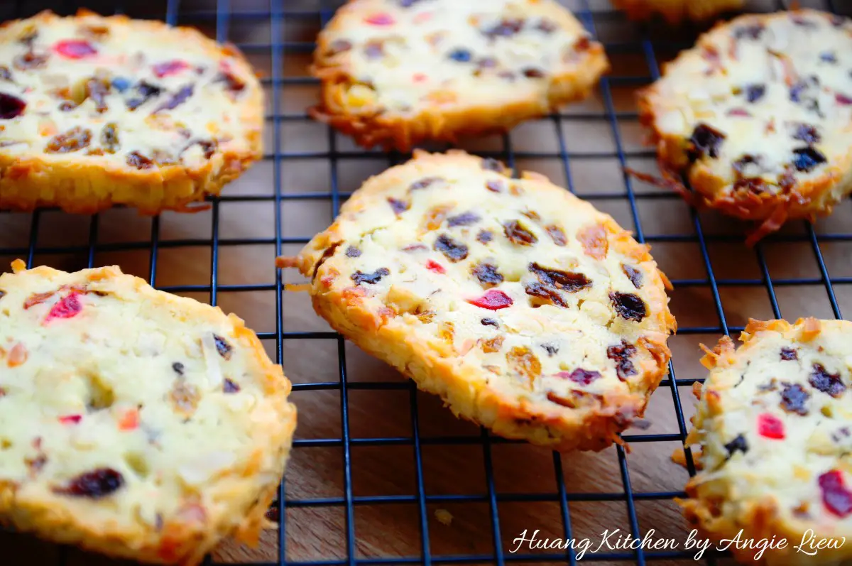 Christmas Fruitcake Cookies recipe - cool completely