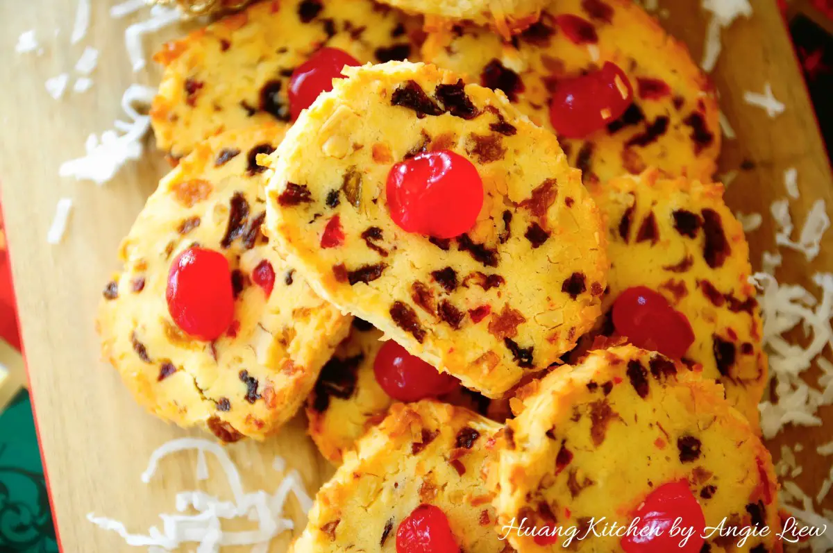 Huang Kitchen Christmas Fruitcake Cookies recipe
