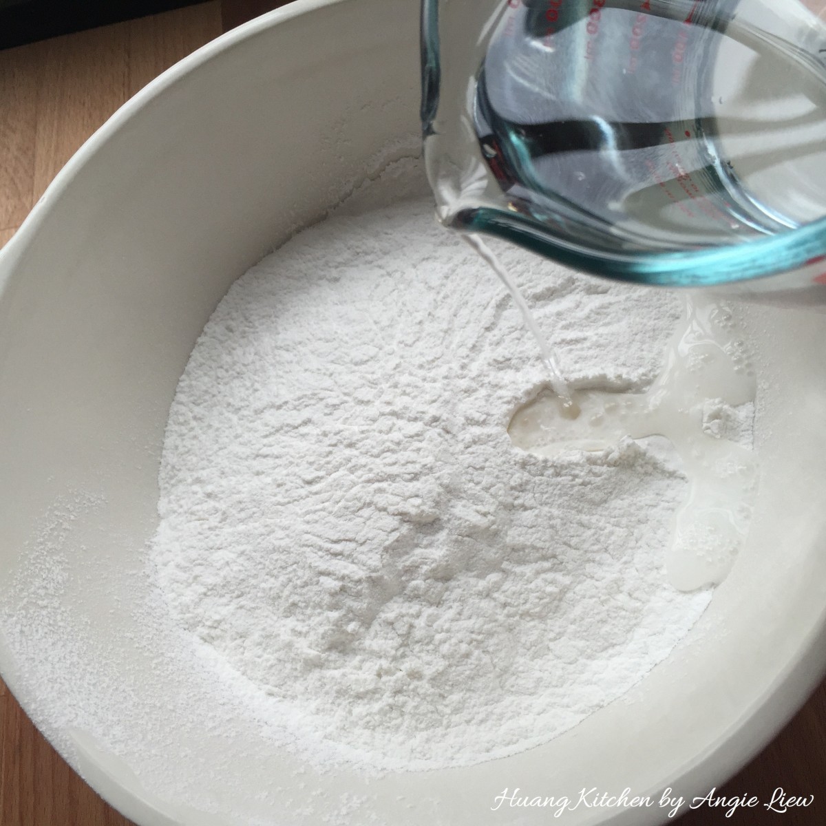 Sweet Glutinous Rice Balls Recipe (Tang Yuan) - add water