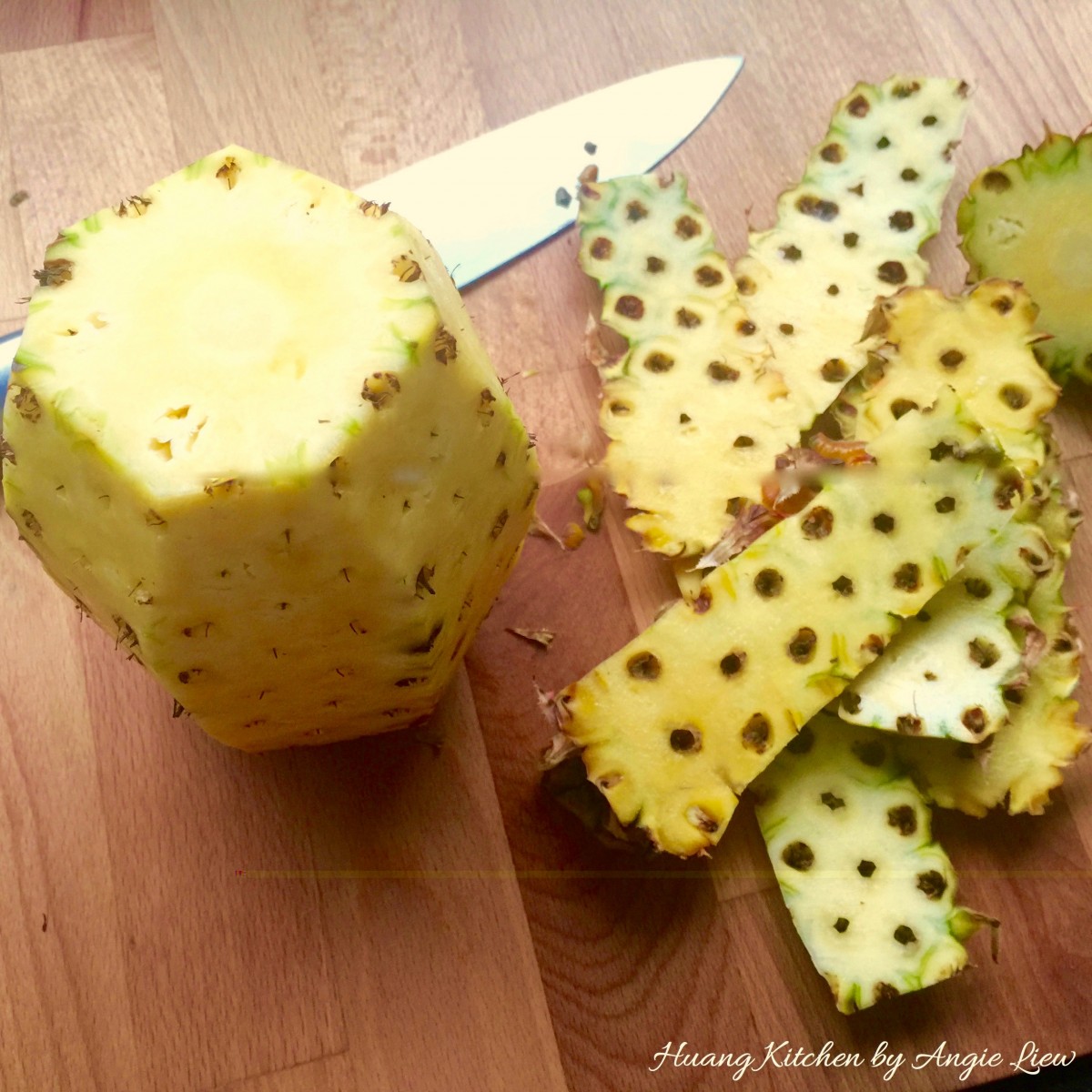 Pineapple Jam Recipe - remove pineapple skin