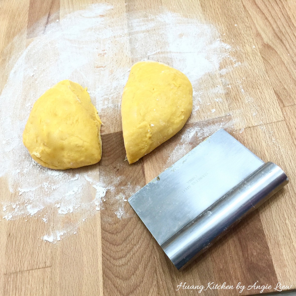 Sesame Cookie Balls Recipe - divide dough