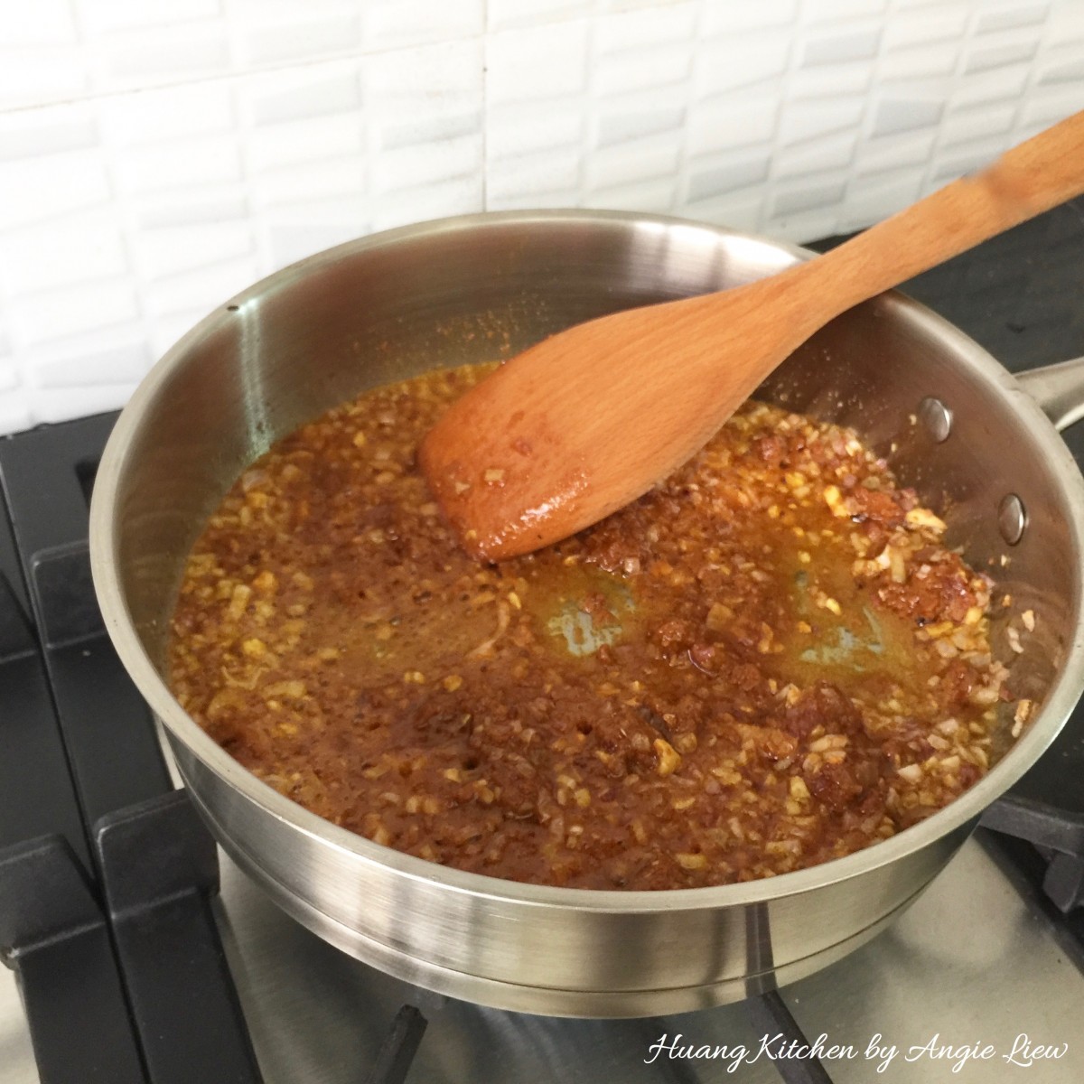 Spiral Curry Puffs - add curry paste
