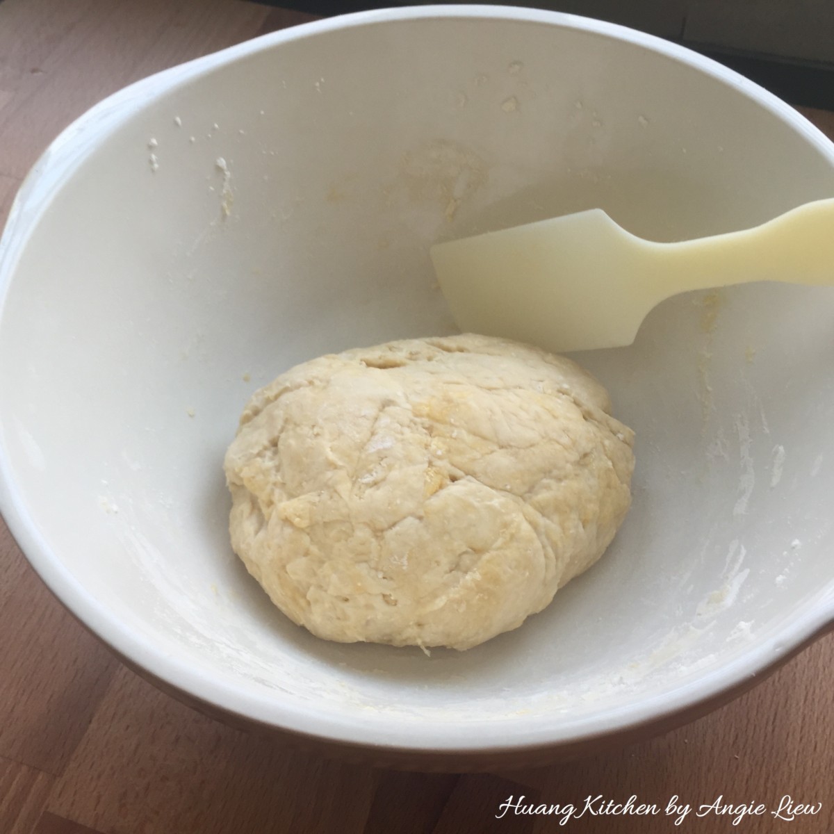 Spiral Curry Puffs recipe - knead until smooth
