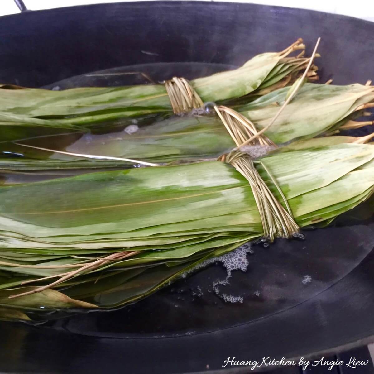 Boil bamboo leaves.