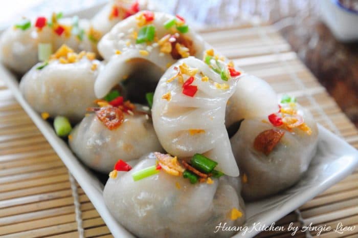 Steamed Vegetable Dumplings (Chai Kuih 菜粿)