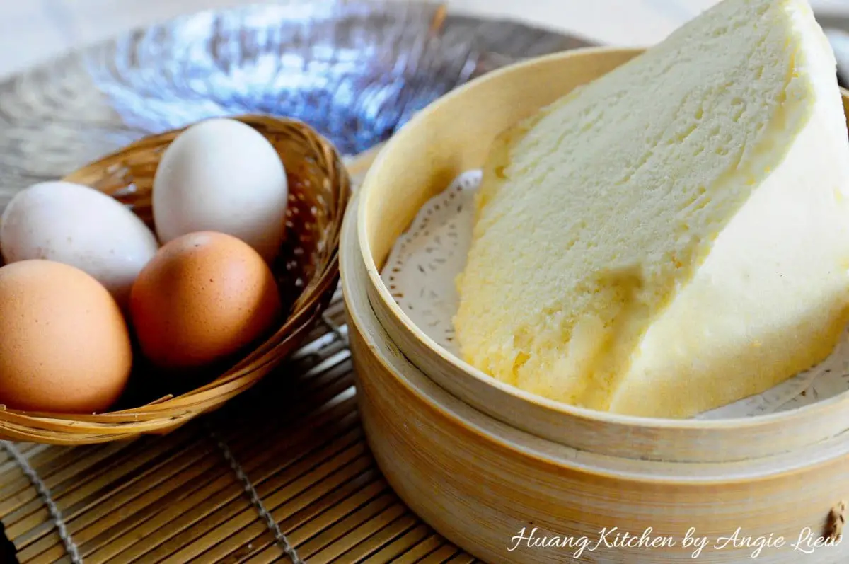 Steamed Egg Sponge Cake (Ji Dan Gao)