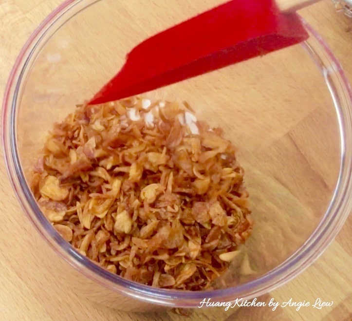 Store the fried shallots in airtight container.