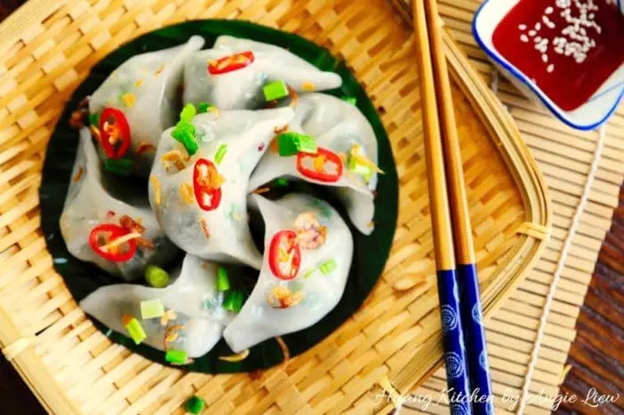 Chinese Chive Dumplings 蒸韭菜粿