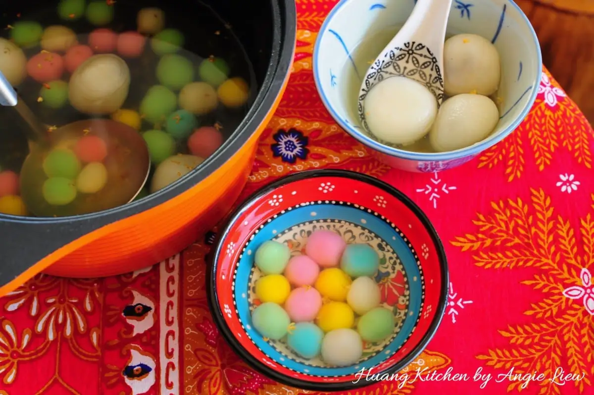 Glutinous Sweet Rice Balls (Tang Yuan) 桂花姜汁汤圆 | Huang Kitchen