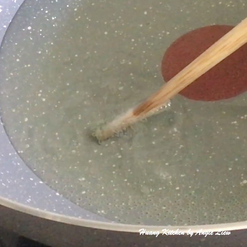 Oil is ready when chopstick insert has bubbles around it.