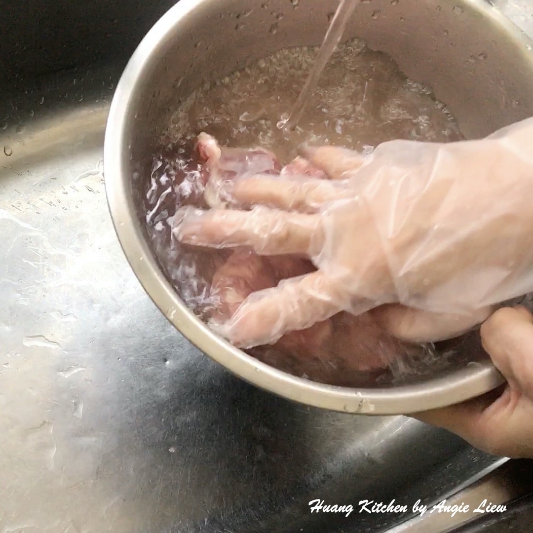 Rub salt in pork and wash