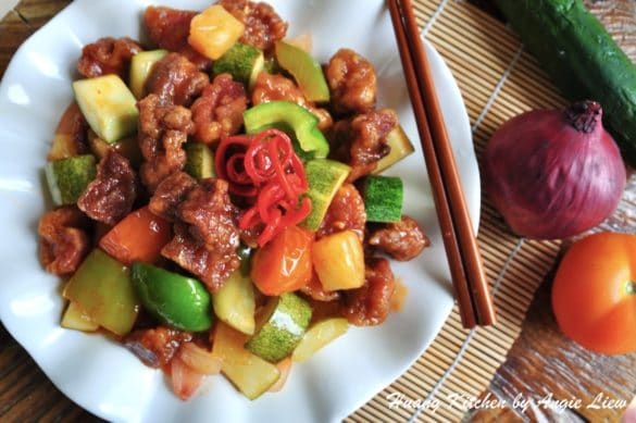 Sweet and Sour Pork Recipe (Gu Lu Rou) 咕噜肉食谱 - Huang Kitchen