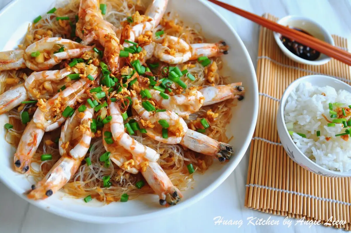 Easy Steamed Garlic Prawns Recipe Huang Kitchen - Best Way To Cook Fresh Prawns