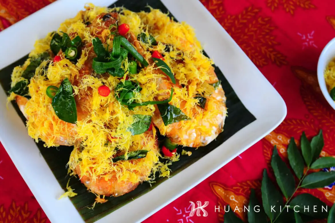 Butter Prawns with Egg Floss Recipe 蛋丝奶油虾食谱 Huang Kitchen