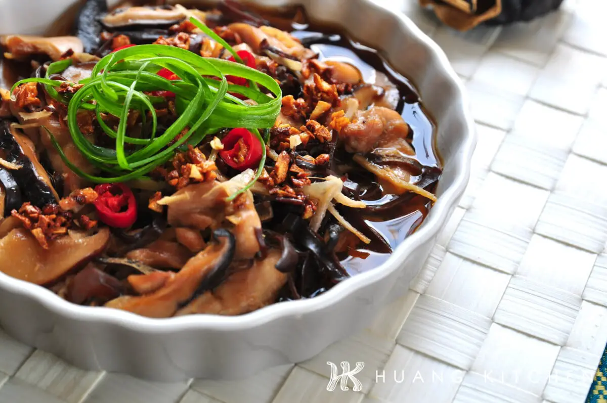 Chinese Steamed Chicken with Dried Shiitake Mushroom Recipe 香菇蒸鸡 ...