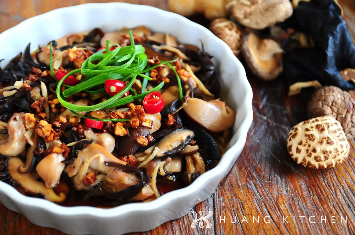 Chinese Steamed Chicken with Dried Shiitake Mushroom Recipe 香菇蒸鸡 ...