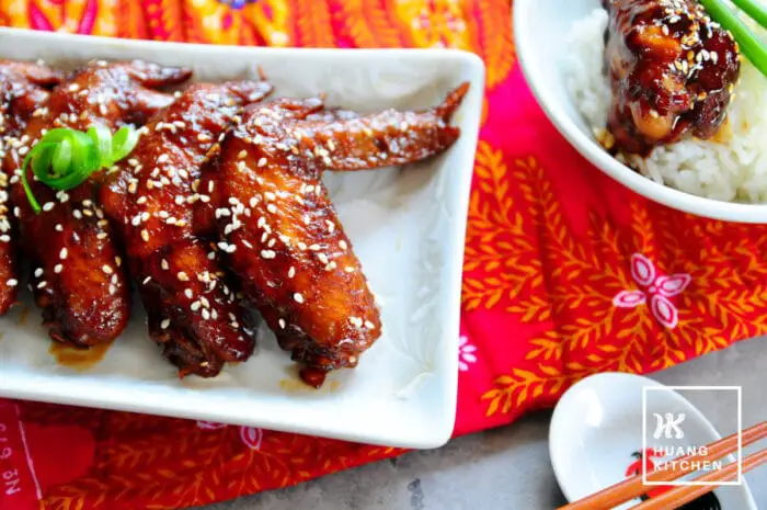 Soy Sauce Chicken Wings (See Yao Hong Siu Gai Yik) 豉油红烧鸡翼 Recipe by Huang Kitchen - wings on plate and drumette on rice