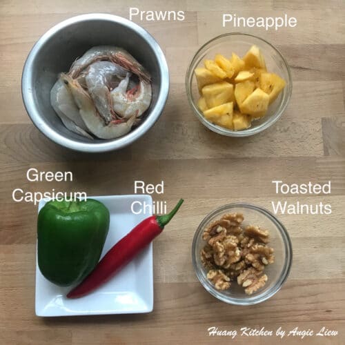 Walnut Prawns Crispy Yam Ring (Yam Basket) 核桃虾球芋头圈 Huang Kitchen