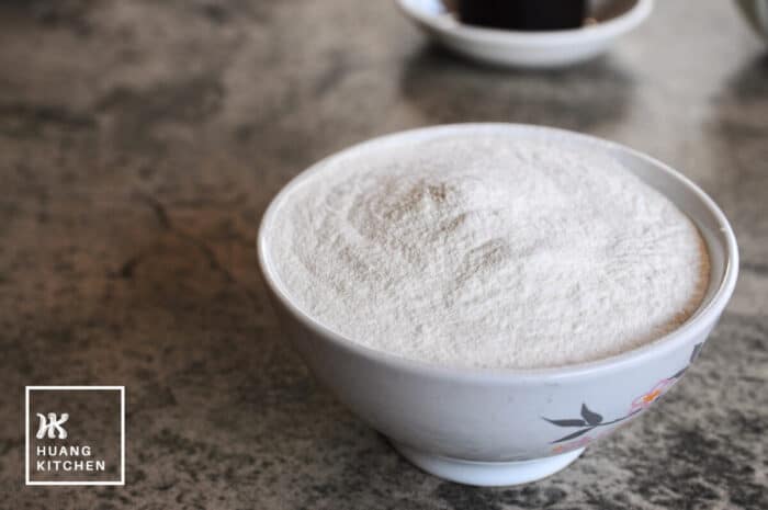 Ondeh Ondeh Snow Skin Mooncakes - Cooked Glutinous Rice Flour (Koh Fun 糕粉), An Essential Ingredient For Snow Skin Mooncakes