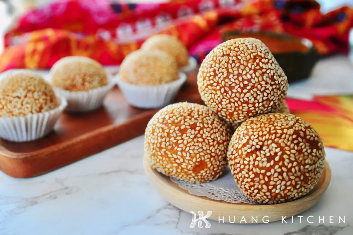 Fried Nian Gao Sesame Balls Recipe 炸年糕芝麻球食谱 Huang Kitchen