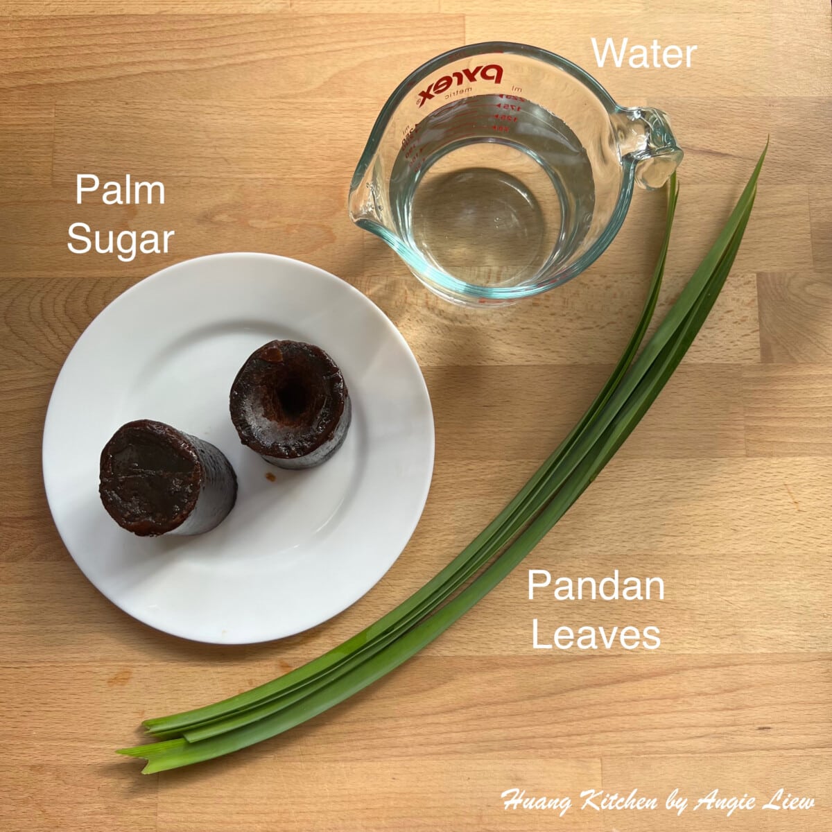 Ingredients to make palm sugar syrup.